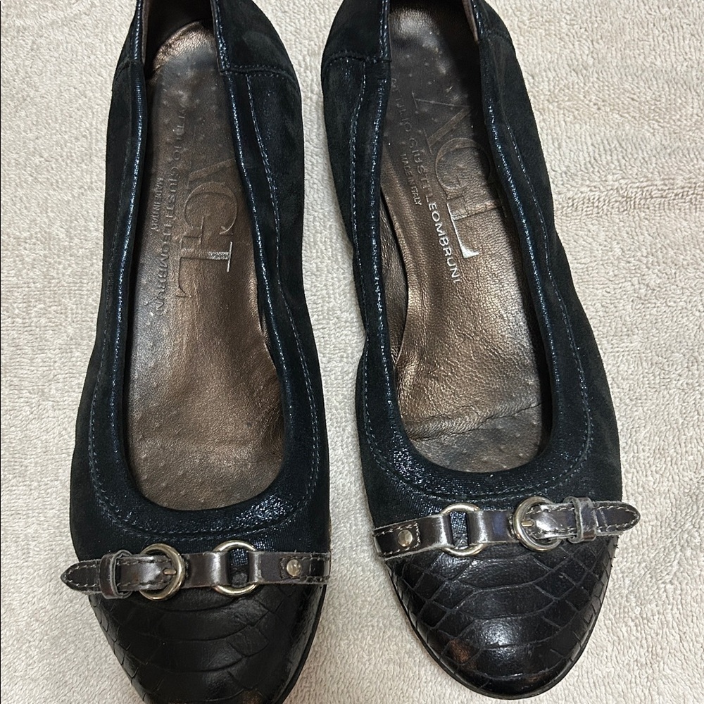 AGL Shimmering Navy Blue Textured Leather Flats